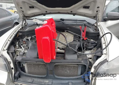 2010 BMW X6 xDrive50I z USA, uszkodzony, nr VIN 5UXFG8C55ALZ94414